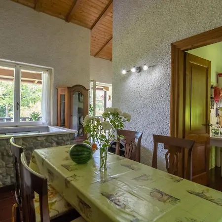 Casa Cristina Sei Del Betulle *